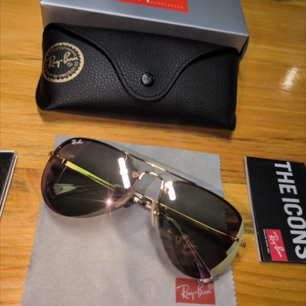 Ray-Ban Gold Frame Sunglasses with Pink Lenses